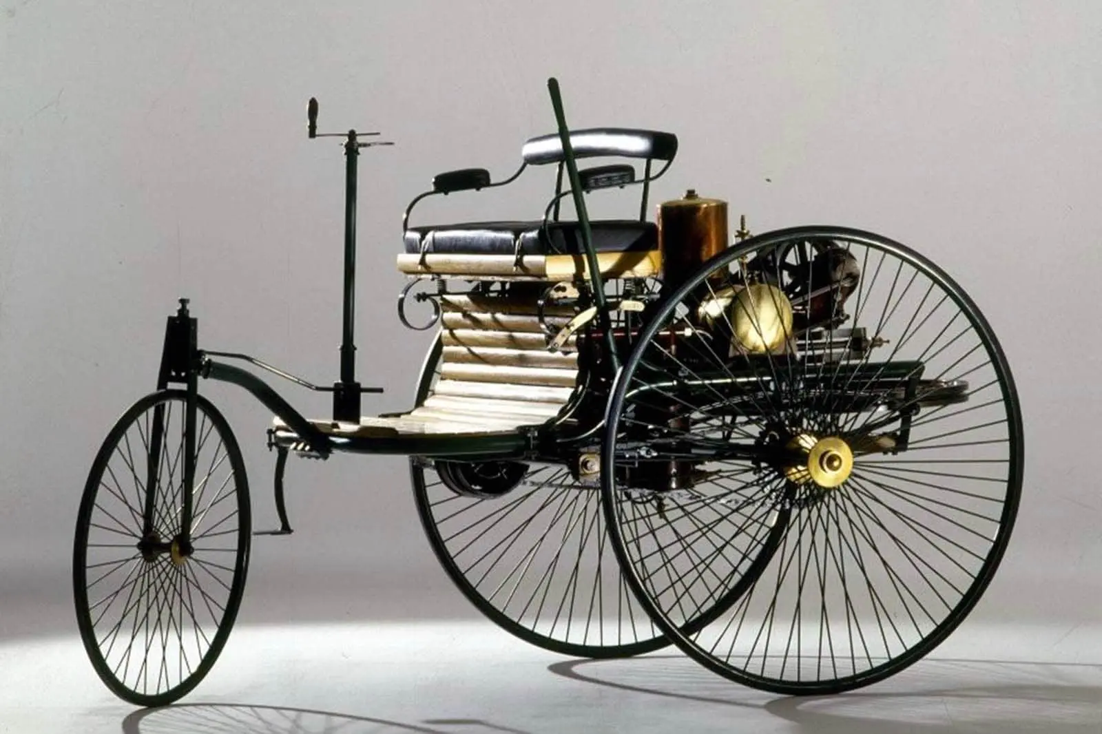 Запатентований автомобіль Benz 1886 року